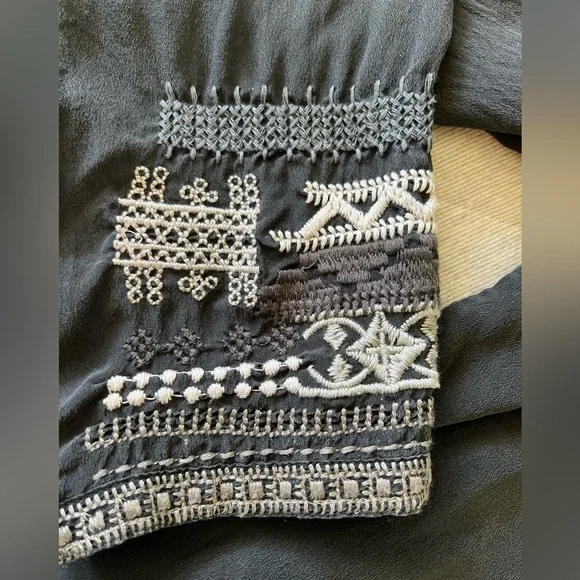 JOHNNY WAS BIYA Large Black Silk Embroidered Long Tunic - Picture 6 of 7